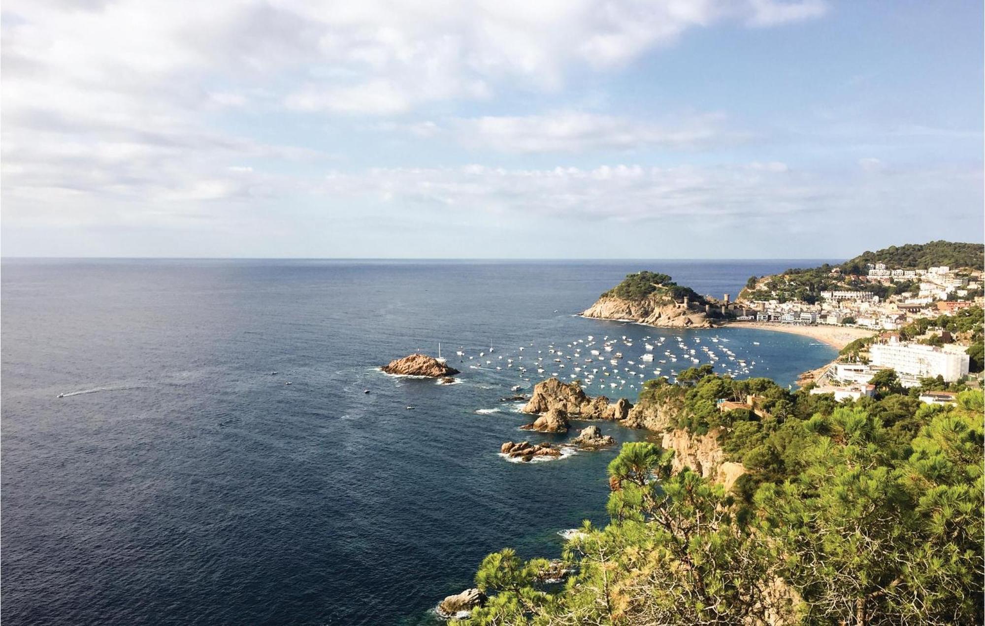 Amazing Apartment In Tossa De Mar With Wifi Luaran gambar
